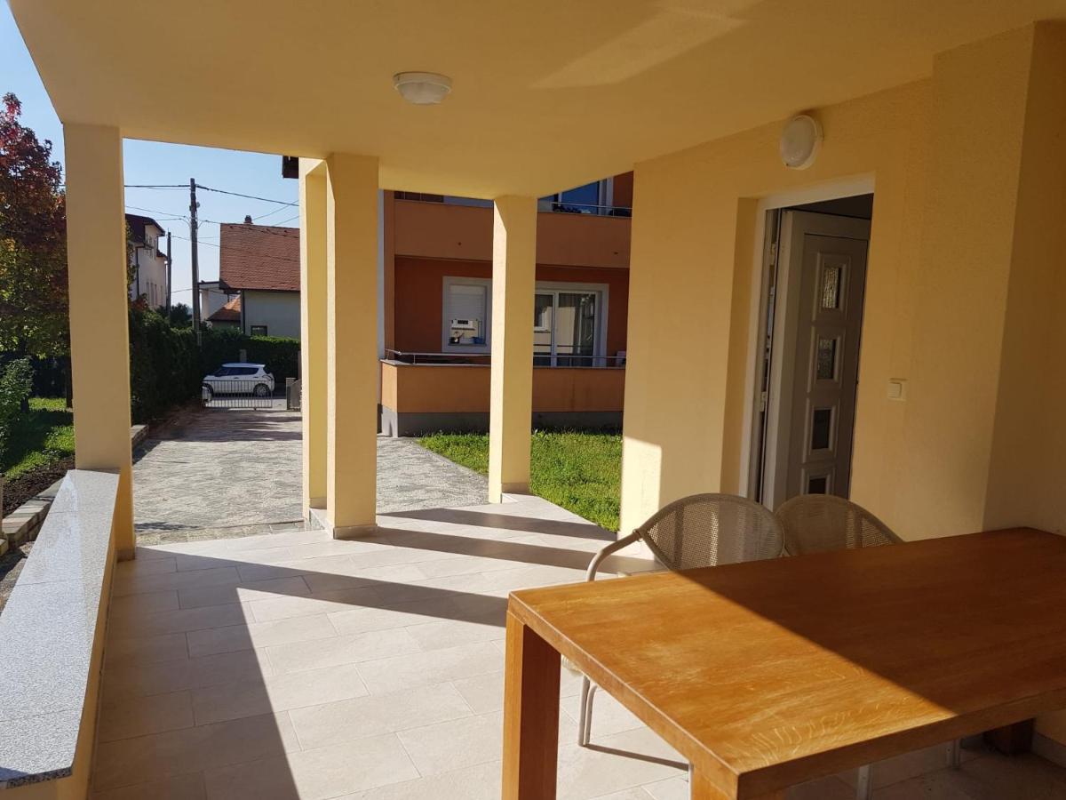 Appartement Minihaus In Zagreb à Sesvete Extérieur photo